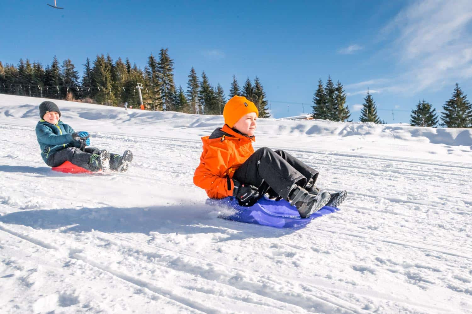 Schlittenfahren im Skigebiet Simonhöhe in Kärnten