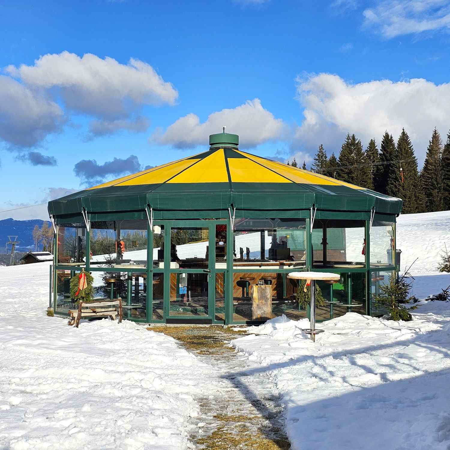 Après-Ski Schirmbar auf der Simonhöhe